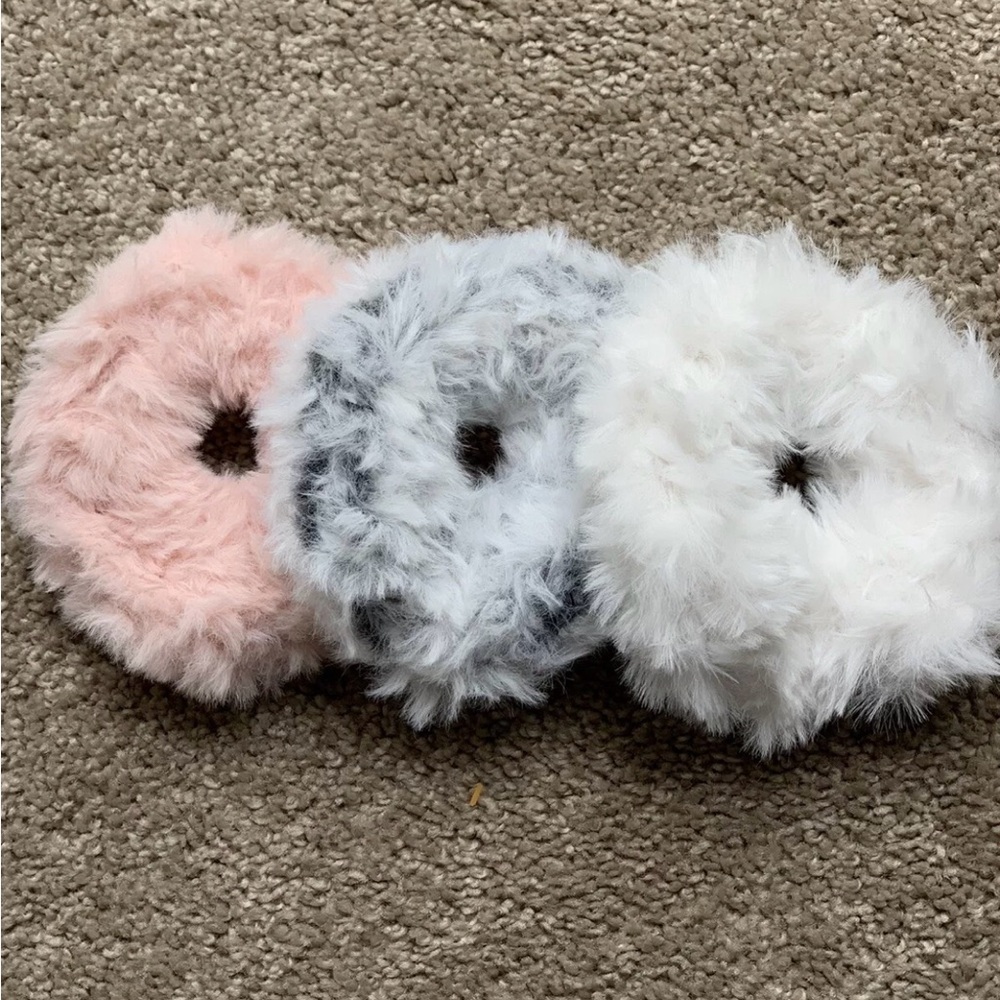 Fluffy Hair Scrunchies Set - Pink, Gray, White